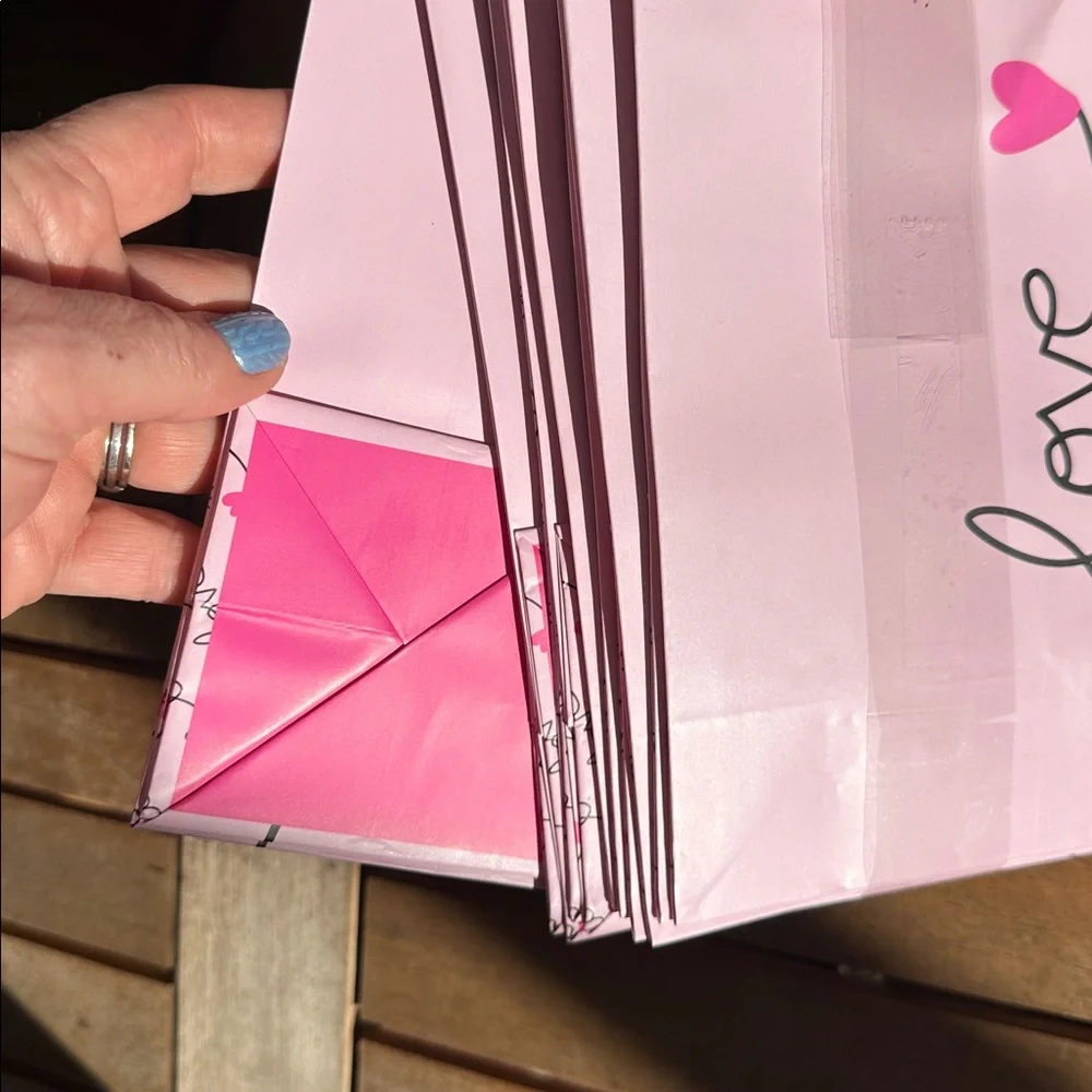 Cupcakes and cashmere Valentine’s gift bag set of 13
